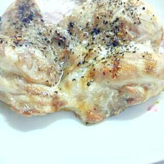 鶏もも肉のオリーブバジル焼き♪